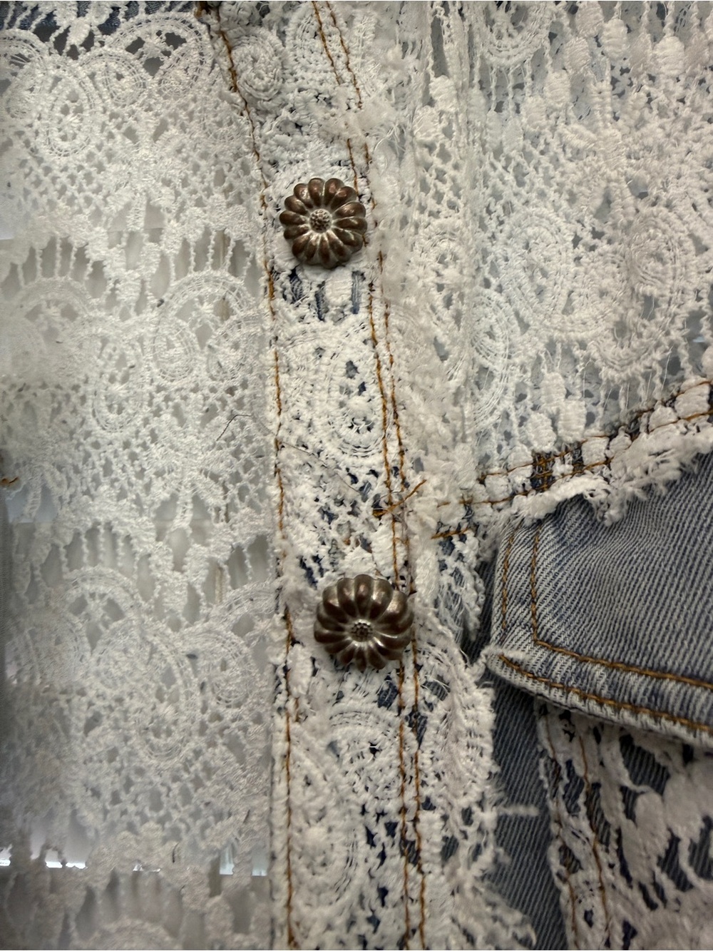 POL Lt Blue Denim Shacket with White Lace Panels - Picture 6 of 9